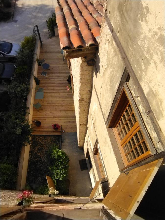 La Tour Mandot Bed & Breakfast Montluel Exterior photo